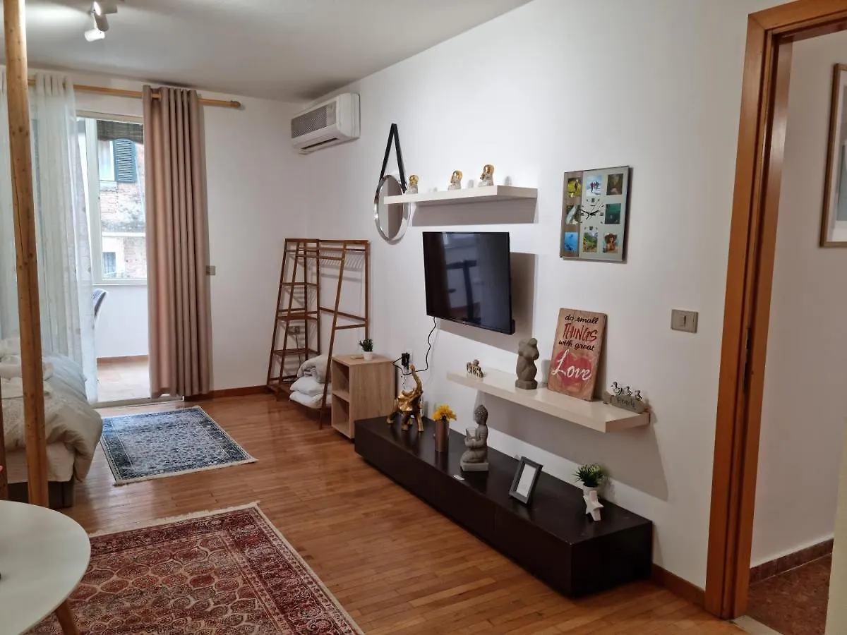 New Lovely Full Of Light Ap In Tirana Appartamento